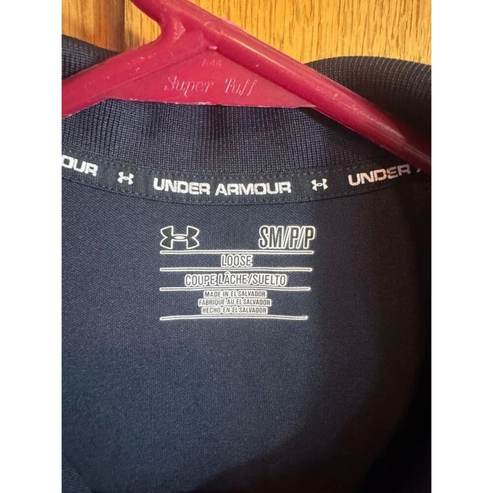Under Armour - Picture 2 of 3